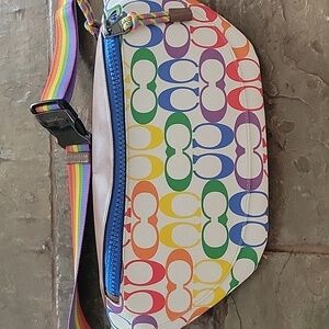 **✨ Coach Signature C Multi-Colored Belt / Bum Bag✨️ In Wonderful Condition!